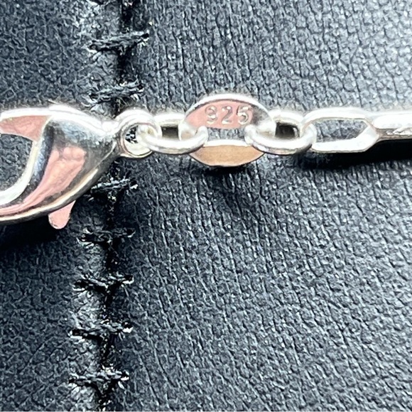 925 Sterling Peridot Green White Crystal Floral Cross Pendant Necklace 21" - Picture 7 of 10